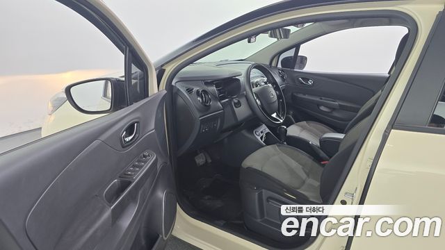 Renault Korea QM3 2015 — photo 27