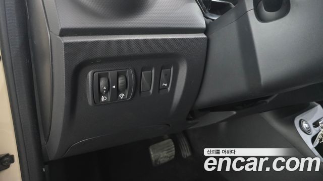 Renault Korea QM3 2015 — photo 29