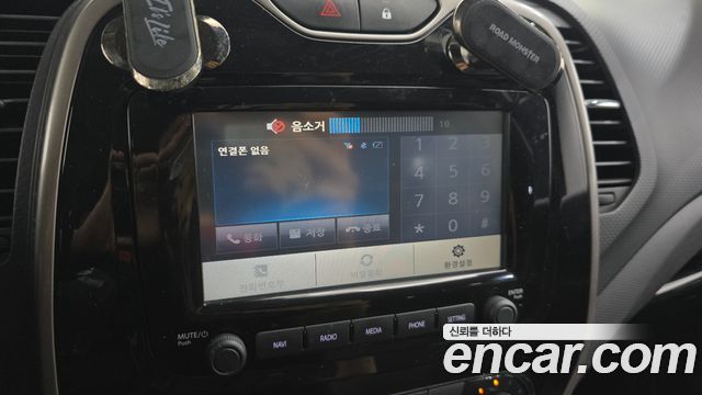 Renault Korea QM3 2015 — photo 31