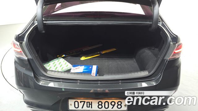 Hyundai Sonata 2018 — photo 23