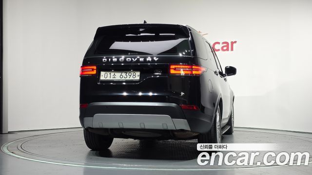 Land Rover Discovery 2017 — photo 4