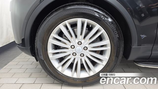 Land Rover Discovery 2017 — photo 5
