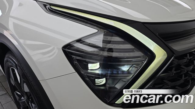 Kia Sportage 2023 — photo 8