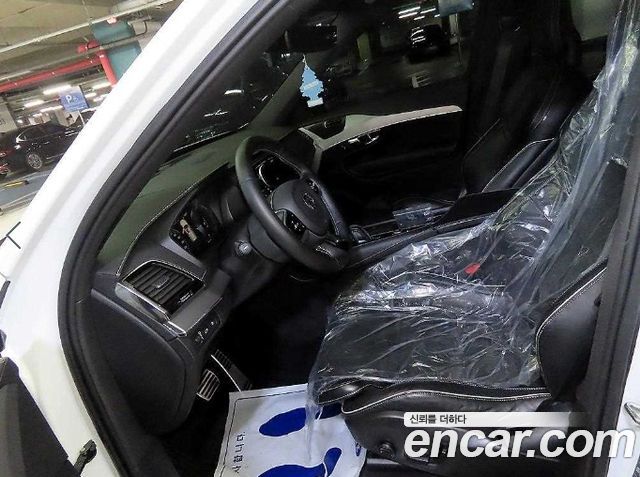 Volvo XC90 2021 — photo 6