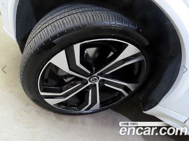 Volvo XC90 2021 — photo 20
