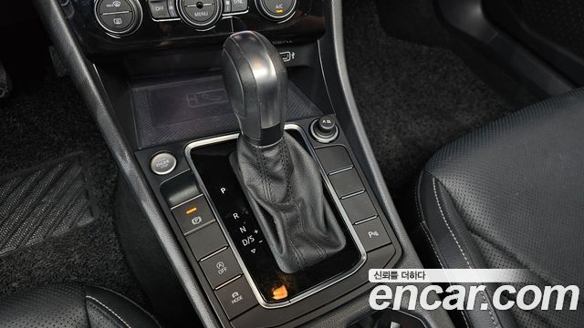 Volkswagen Jetta 2020 — photo 12