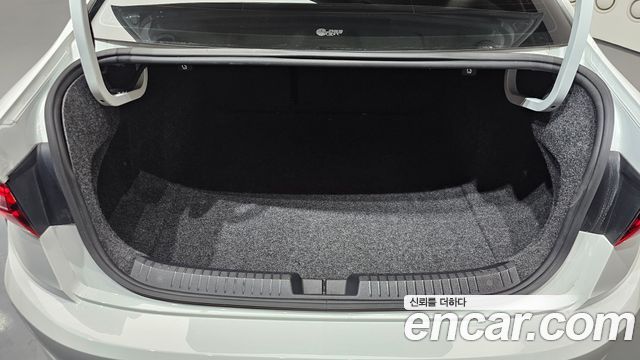 Volkswagen Jetta 2020 — photo 24