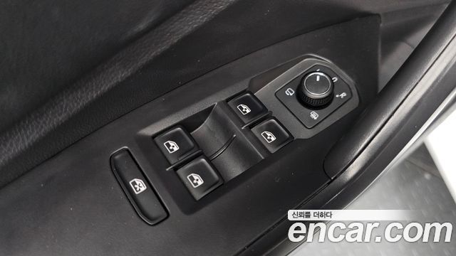 Volkswagen Jetta 2020 — photo 29