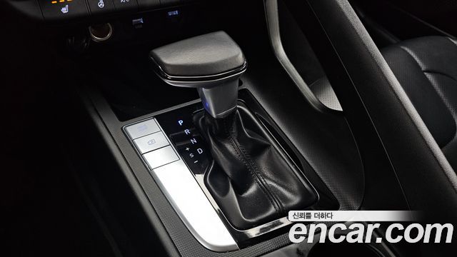 Hyundai AVANTE 2021 — photo 9