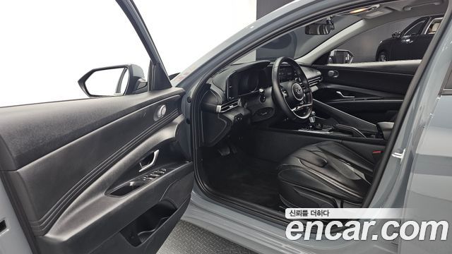 Hyundai AVANTE 2021 — photo 10