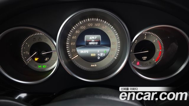 Mercedes-Benz CLS-Class 2017 — photo 8