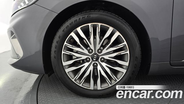 Kia K7 2020 — photo 5