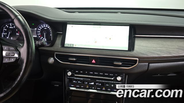 Kia K7 2020 — photo 13