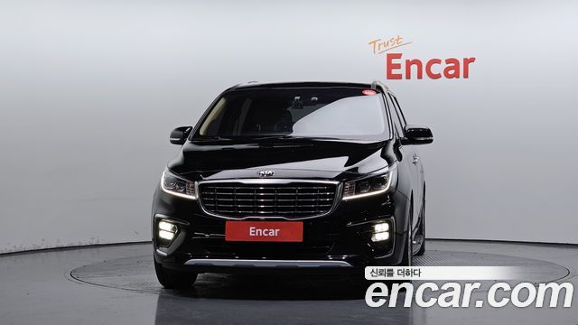 Kia Canival 2019 — photo 3