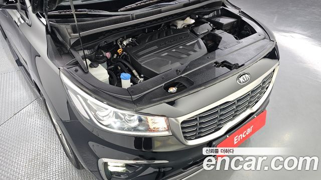 Kia Canival 2019 — photo 6