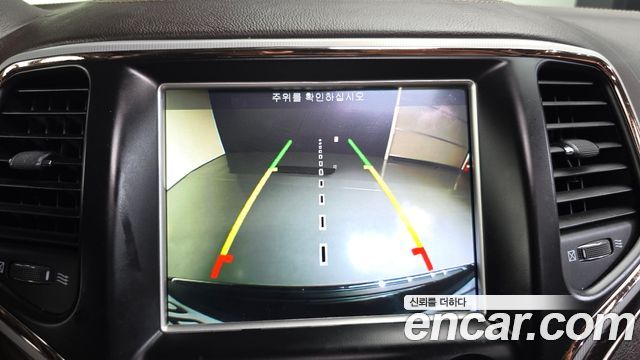 Jeep Cherokee 2018 — photo 15