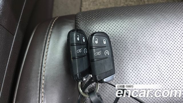 Jeep Cherokee 2018 — photo 17