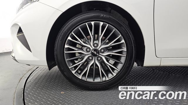 Kia K3 2024 — photo 5