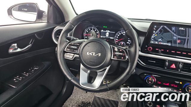 Kia K3 2024 — photo 13