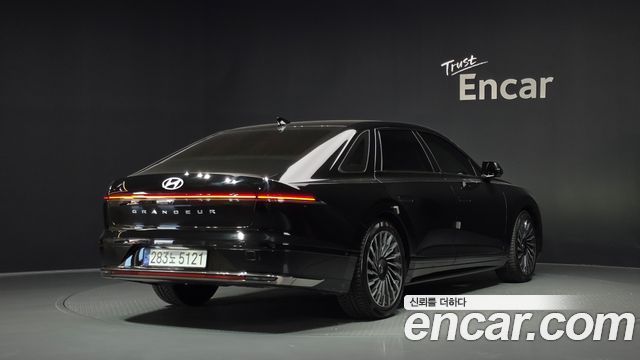 Hyundai Grandeur 2023 — photo 2