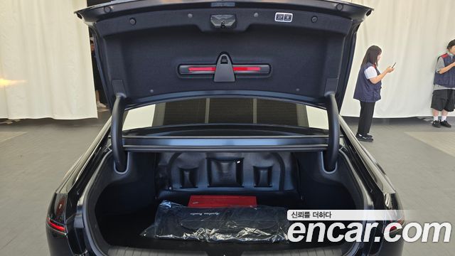 Hyundai Grandeur 2023 — photo 26