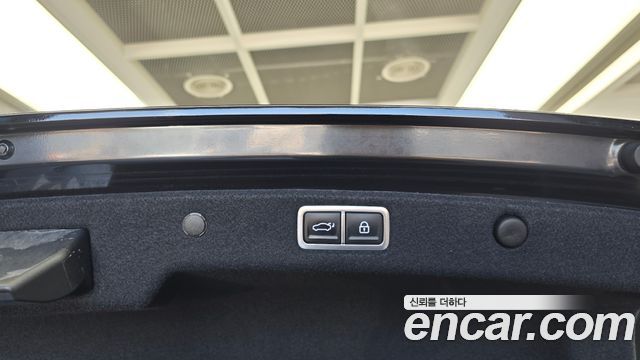 Hyundai Grandeur 2023 — photo 28