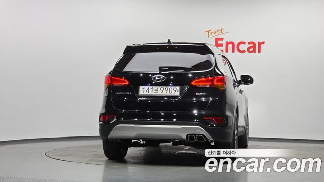 Hyundai Santafe 2017 — photo 4