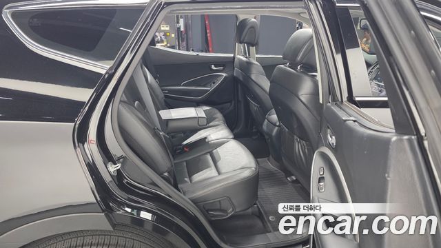 Hyundai Santafe 2017 — photo 17