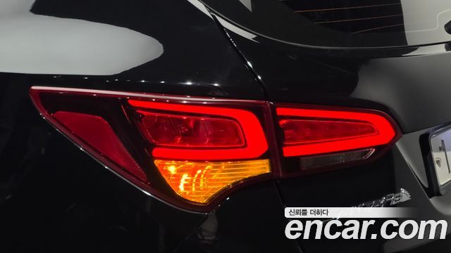 Hyundai Santafe 2017 — photo 9