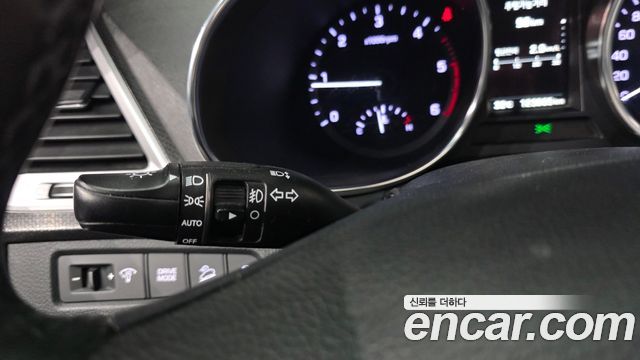 Hyundai Santafe 2017 — photo 29