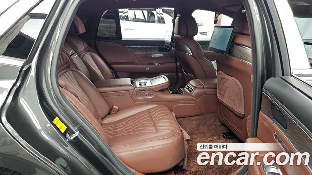Genesis G90 2023 — photo 18