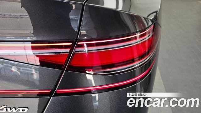 Genesis G90 2023 — photo 9