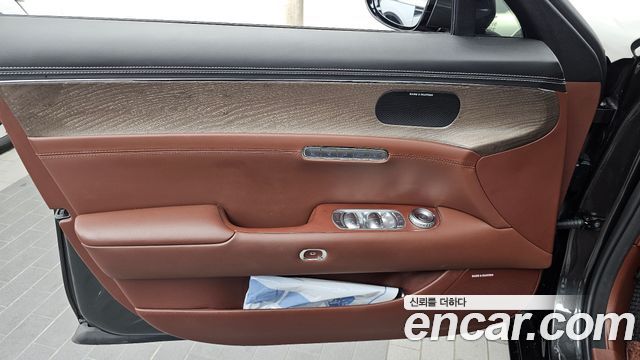 Genesis G90 2023 — photo 14