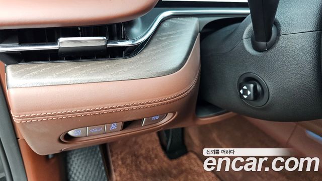 Genesis G90 2023 — photo 30