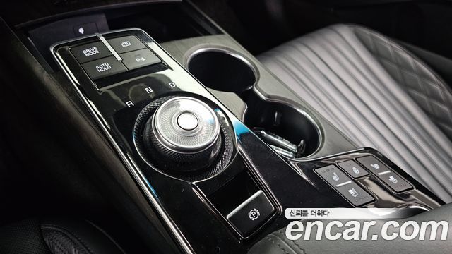 Kia K8 2022 — photo 9