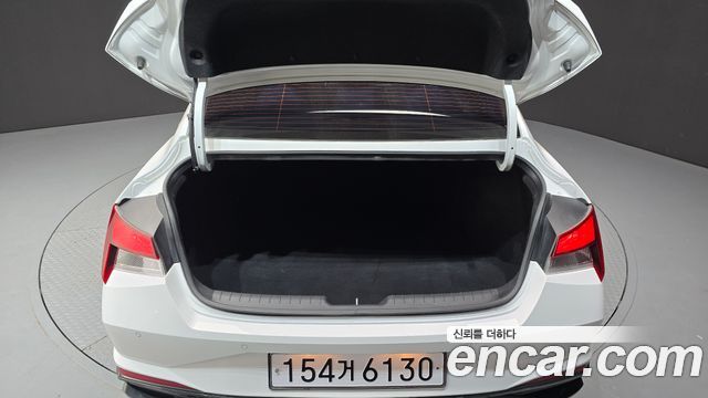 Hyundai AVANTE 2023 — photo 21