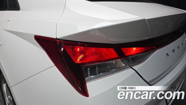 Hyundai AVANTE 2023 — photo 9