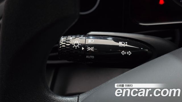 Hyundai AVANTE 2023 — photo 28