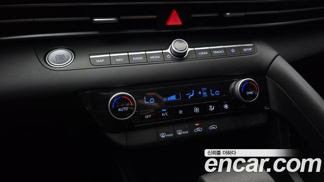 Hyundai AVANTE 2023 — photo 30