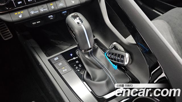 Hyundai AVANTE 2023 — photo 12