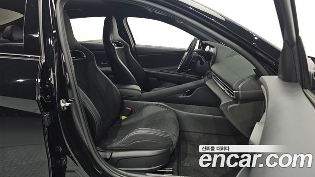 Hyundai AVANTE 2023 — photo 13