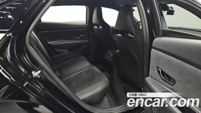 Hyundai AVANTE 2023 — photo 16