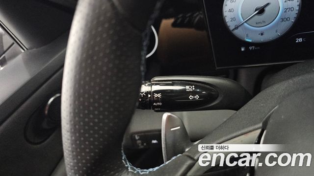 Hyundai AVANTE 2023 — photo 27