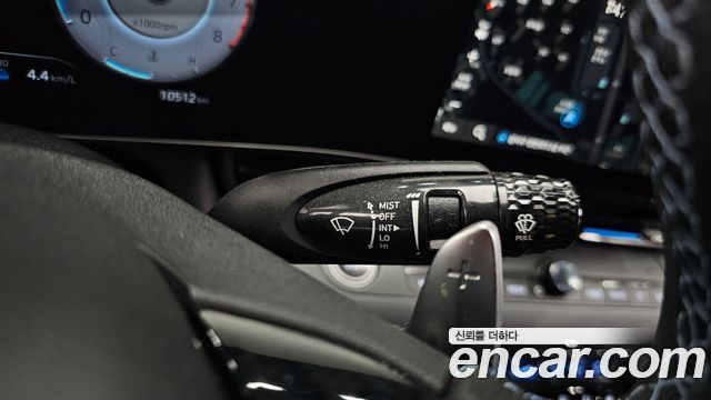 Hyundai AVANTE 2023 — photo 28