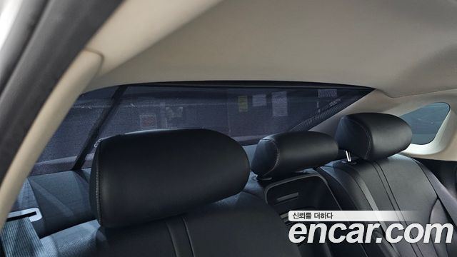 Genesis G80 2022 — photo 21