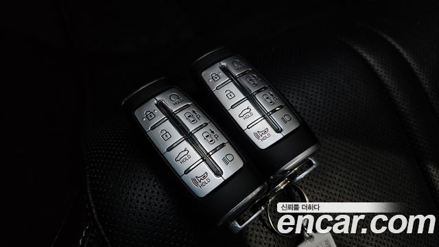 Genesis G80 2022 — photo 23
