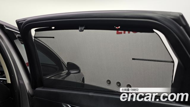 Genesis G80 2022 — photo 25