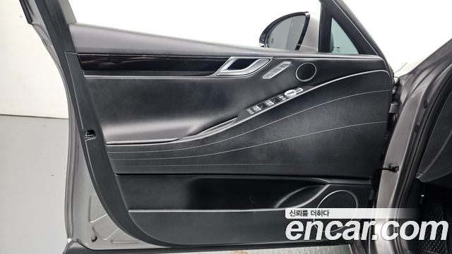 Genesis G80 2022 — photo 14
