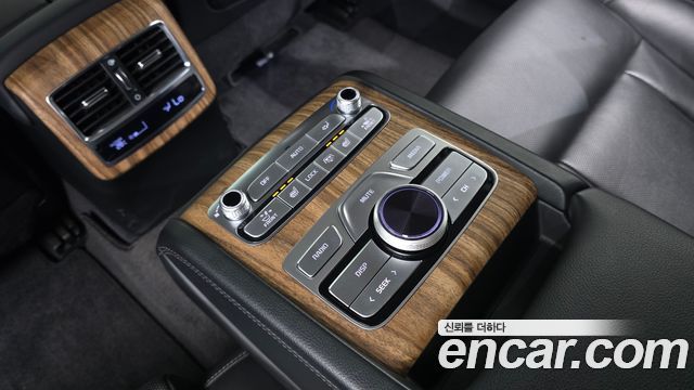 Kia K9 2022 — photo 23