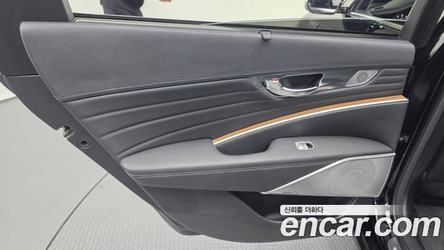 Kia K9 2022 — photo 15